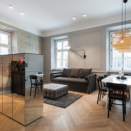 Apartments Rog リュブリャナ エクステリア 写真