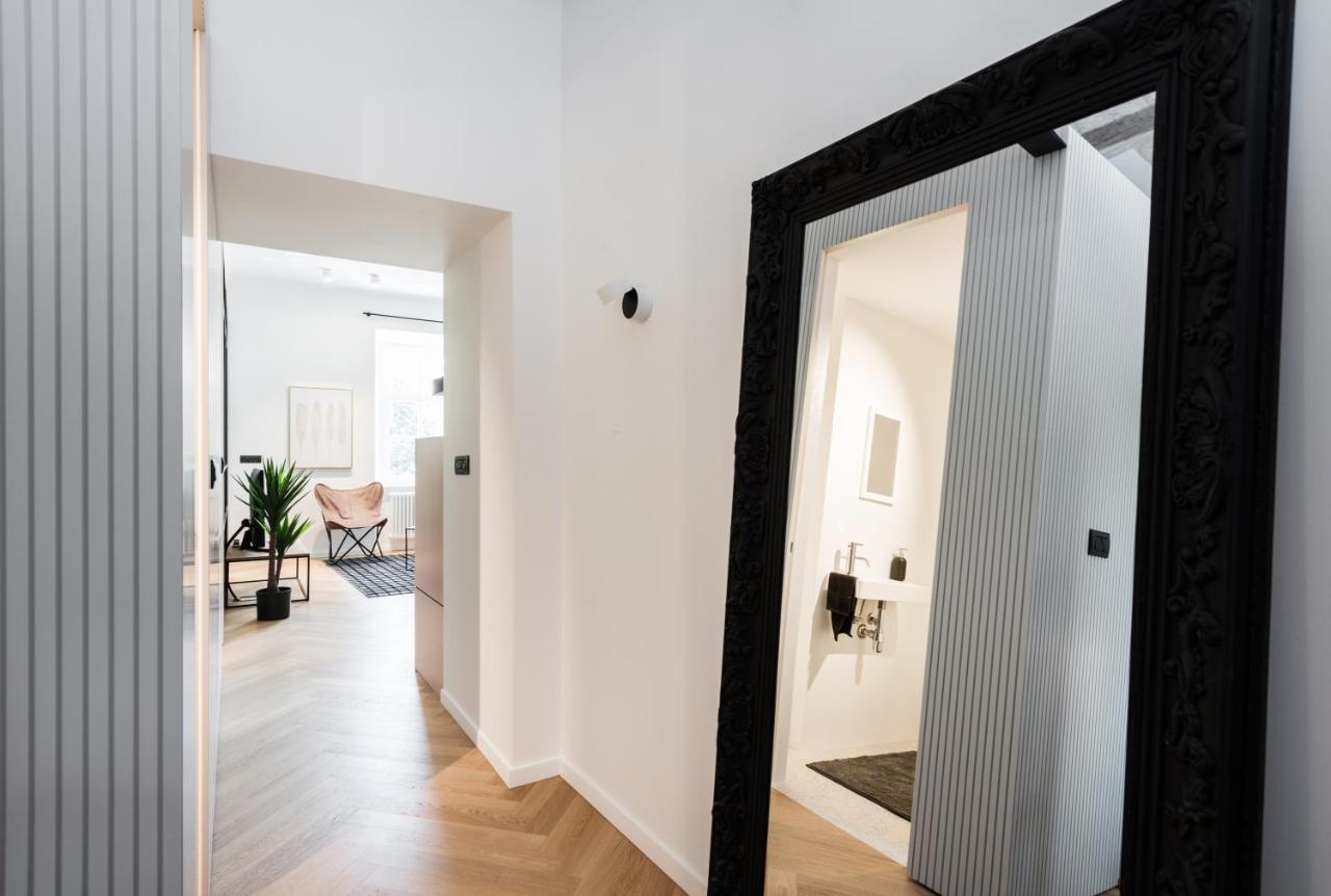 Apartments Rog リュブリャナ エクステリア 写真
