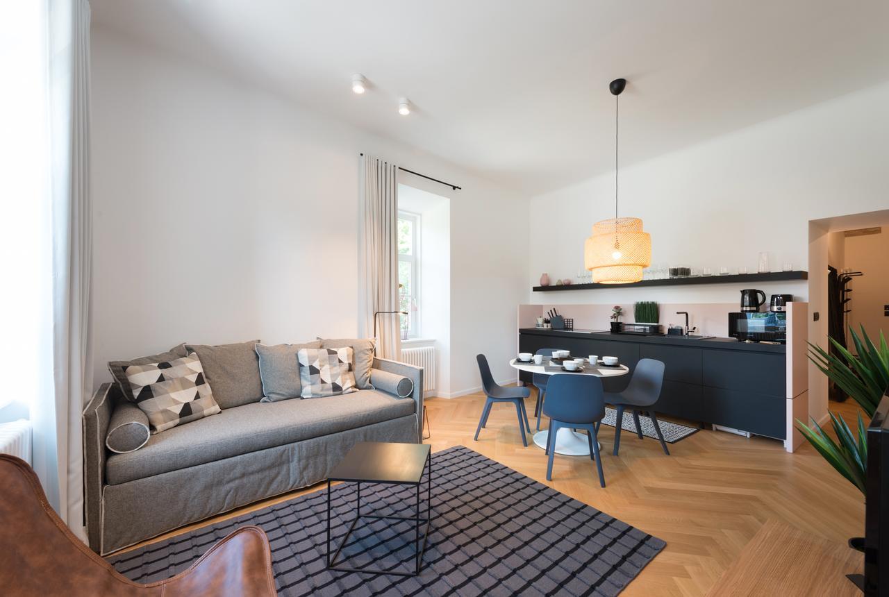 Apartments Rog リュブリャナ エクステリア 写真