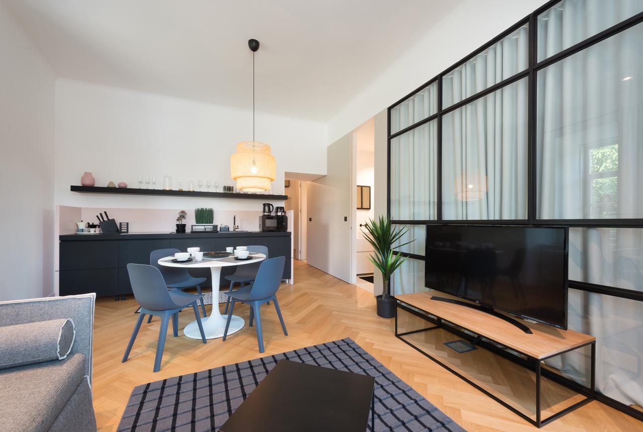 Apartments Rog リュブリャナ エクステリア 写真