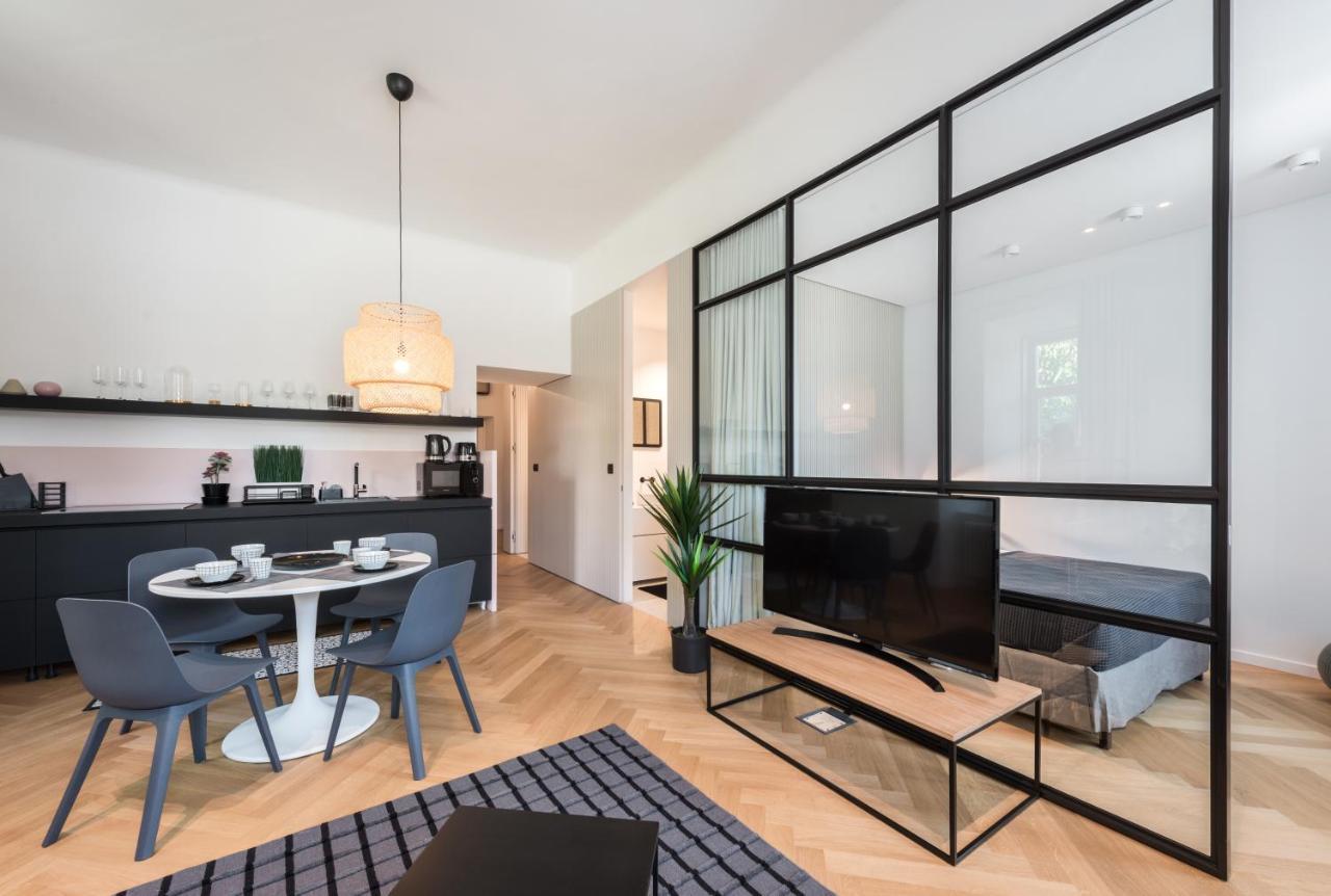 Apartments Rog リュブリャナ エクステリア 写真